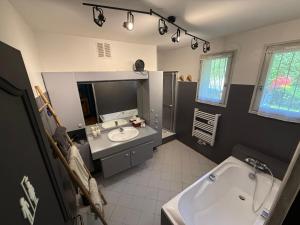 Sejours chez l'habitant Maison au calme a la campagne : photos des chambres