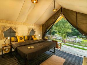 The Hosteller Kasol, Riverside