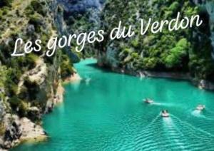 Maisons de vacances Le Soleil - Mazet 33 : photos des chambres