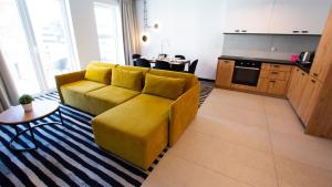 VacationClub - Green Port Apartament 319