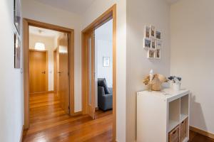 GuestReady - Cityscape residence with balcony