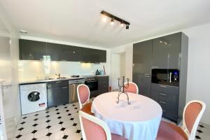 Maisons de vacances Longere de charme cosy - Proche des plages : photos des chambres