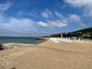 Amartmán přímo u moře - Elenite až 5 osob