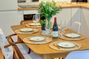 Maisons de vacances Adorable maison de 75m2 avec grande terrasse et barbecue - 3 chambres : photos des chambres