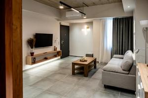 Wooden Style Apartment in Piraeus