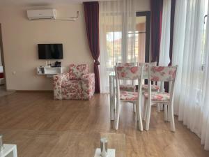 PREMIER HOUSE BEACH Hotel