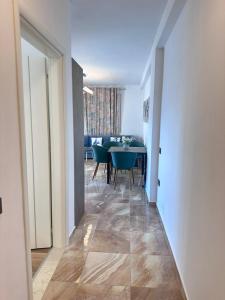 Flower Sea View Apartment