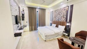 Snooze and Stay Omaxe Hazratganj