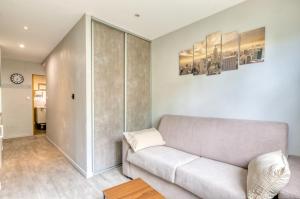 Appartements Villeurbanne - Studio aux portes de Lyon : photos des chambres
