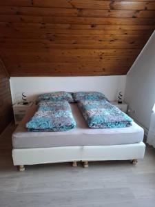 Apartmaji PRI JUNESKO