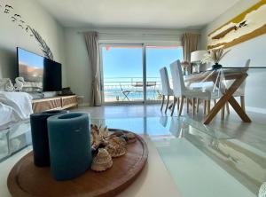 Ático céntrico con amplias vistas mar y playa