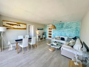 Ático céntrico con amplias vistas mar y playa