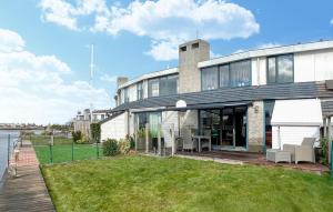 Gorgeous Home In Lemmer With Wifi - 4hvězdičkové hotely ve městě Lemmer