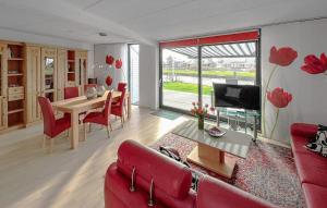 Gorgeous Home In Lemmer With Wifi