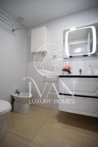 Casa Yuliia Ivan Luxury Homes 2ªPlta Norte 1ªLinea