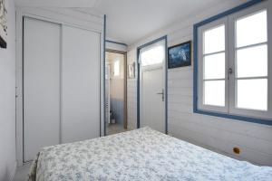 Maisons de vacances 45 Domaine 4 - Jardin et Piscine : photos des chambres
