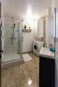 Appartements The Red Peak Paris 25min RER D : photos des chambres