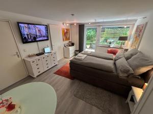 Doppelzimmer in Stuttgart-Birkach - Nähe Musicals im SI-Zentrum, Messe, Flughafen, Uni Hohenheim