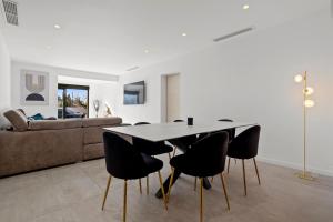 Havre de Paix avec Villa Prestige Cannes Luxe, Piscine Chauffée, Alarme, Caméras Parking privée