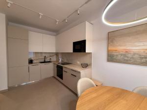 Arletta sea view apartment