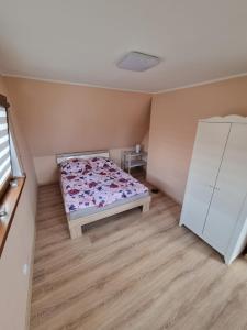 Domek nad jeziorem Gołdopiwo