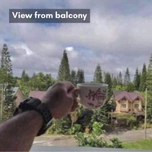 2 Bedroom with Balcony Tagaytay Pet-Friendly