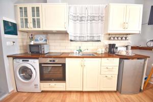 Mouragia Seaside Ground floor Studio