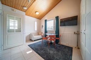 Starveil Studio 1601 by Aavalevi