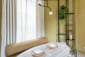 Unique 3 floor apartment with AC at Westerpark