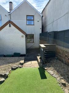 Furnished Comfort 2Bed in Bristol