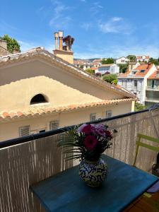 Cosy T2 avec balcon au Mourillon, à 1OOm de la plage