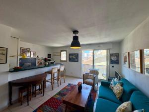 Cosy T2 avec balcon au Mourillon, à 1OOm de la plage