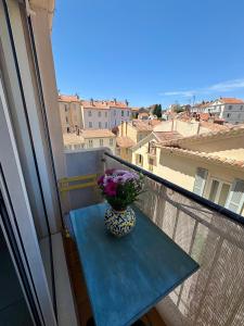 Cosy T2 avec balcon au Mourillon, à 1OOm de la plage