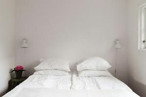 Stunning Light And Calm Near The Water