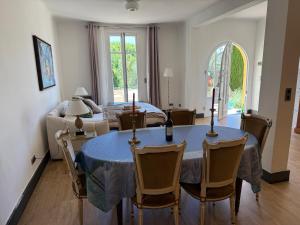 Villas Magnifique villa pieds dans l eau Saint Jean Cap Ferrat : photos des chambres