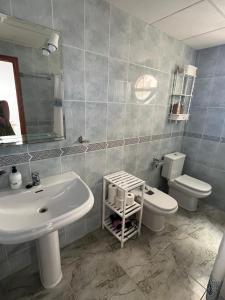 Duplex en urbanización con piscina comunitaria y wifi