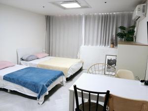 house with a great view and elevator access near Hongdae Ipgu Station