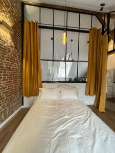 Nid Élégant - Vue Chapelle et Mer