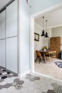 Sanhaus Apartments - NADMORSKI - Apartament z parkingiem 2 minuty od deptaka i plaży