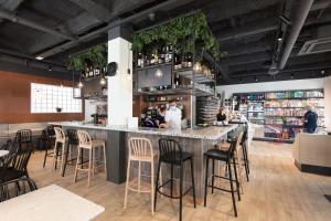 Appart'hotels Appart-hotel Le Corot - Acces Autonome - Saint-Junien Centre : photos des chambres