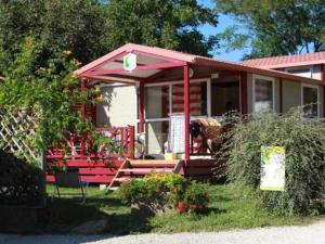 Campings Camping 4 etoiles - Piscine - eed0fi : photos des chambres