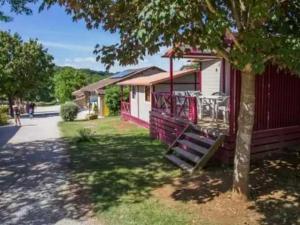Campings Camping 4 etoiles - Piscine - eed0fi : photos des chambres