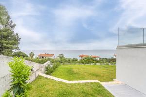 Alexmare SeaView House Mola Kaliva