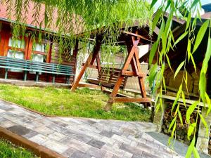 Cabanuta de sub deal