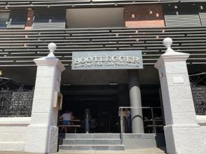 The Warwick: Luxury secure apartment in Greenpoint