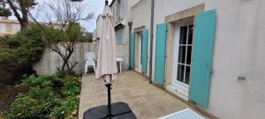 100 LOrneau - Plain-pied avec terrasse, idéalement situé