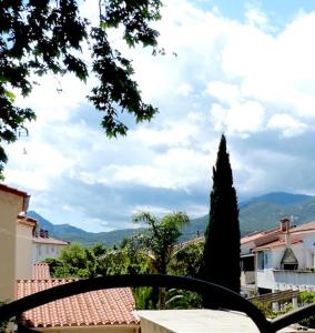 Maisons d'hotes La Martanne : Chambre Double - Vue sur Montagne