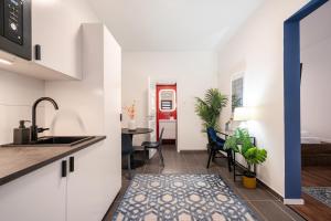 R10 - Boutique Apartments, Best location by BQA