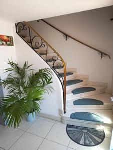 Sejours chez l'habitant Chambre privee climatisee chez particulier, WIFI : Chambre Double