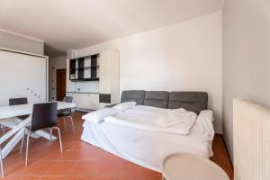 Casa la Torre, the view on the lake